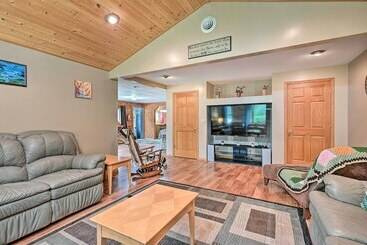 بيت ريفى Cozy Arkdale Home W/ Fire Pit, Walk To Lake!