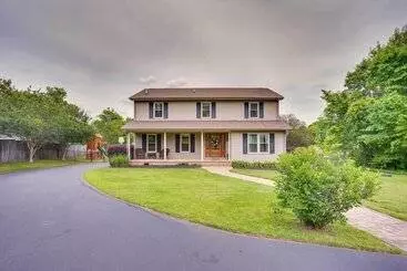 コテージ Dock & Kayaks: Lakefront Roanoke Rapids Home