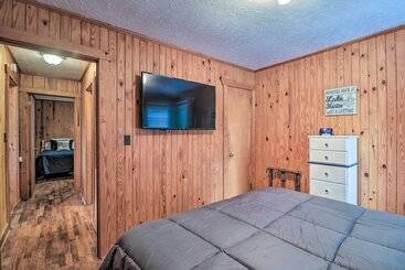 별장 Waterfront Lake Martin Home W/ Grill & Beach!