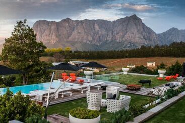 酒店 Clouds Estate