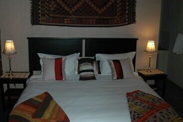 Пансион Elephant S Nest