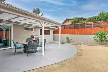 Mökkimajoitus San Marcos Home W/ Patio & Grill   Walk To Lake!