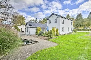 Mökkimajoitus Spacious Home By Finger Lakes & Watkins Glen!