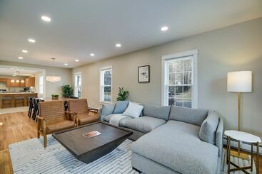 Vidéki Ház Updated Home In Heart Of Rutland, Near Slopes