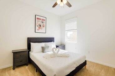 קוטג'' 12 Mi To Disney: Home W/ Pool Access + Grill