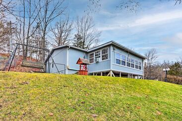 Landhus 8 Mi To Beach: Lake View Haven In Linn Creek!