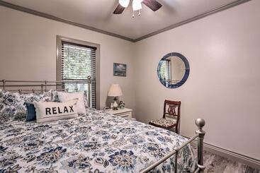 Сельский дом Lake Charles Home: 1 Mi To Public Boat Launch