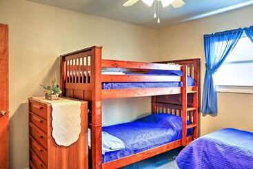 קוטג'' Mayfield Home W/ Private Dock On Lake Sacandaga!