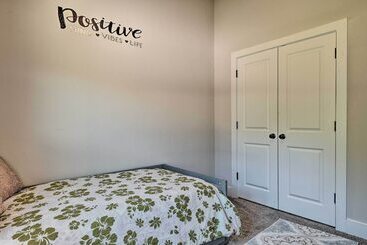 بيت ريفى Newly Constructed Mansfield Home W/ Fenced Yard!