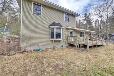 Vakantiehuisje Peaceful Ishpeming Retreat: Walk To Deer Lake