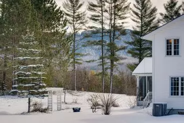 コテージ Rustic Mountain View Farmhouse On 159 Acres