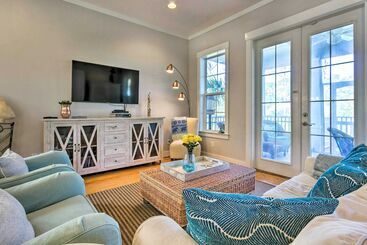 Сельский дом Upscale Gulf Retreat W/pool Access  ½ Mi To Beach