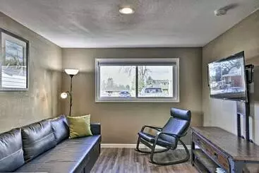 Mökkimajoitus Estacada Home   Near Milo Mciver State Park!