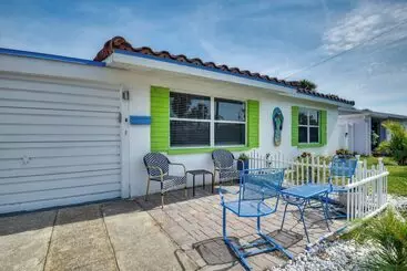 Mökkimajoitus Pet Friendly Ormond Beach Home W/ Fire Pit!