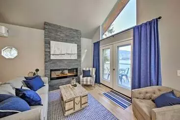 コテージ Lake Pend Oreille Home W/dock & Paddle Boards