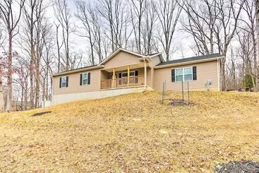 コテージ Private Mountain Home Near Shenandoah River!
