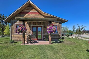 Stunning Kalispell Cottage On 30 Acre Farm!