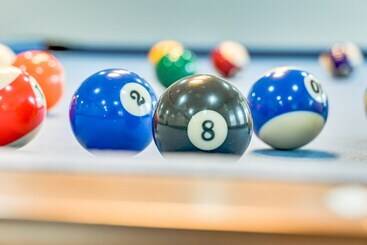 بيت ريفى Rough River Lake House W/ Dual Primary Suites!