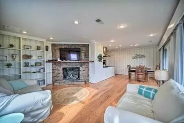 コテージ Riverfront Elizabeth City Retreat W/ Yard!