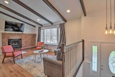 별장 Sleek Albrightsville Home W/ Deck, Game Room