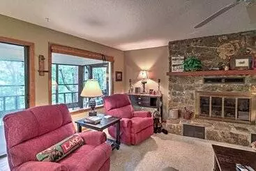 コテージ Waterfront Family Home W/ Deck, 5 Miles To Marina!