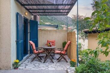 Dom wiejski Barbati Beach Bungalow