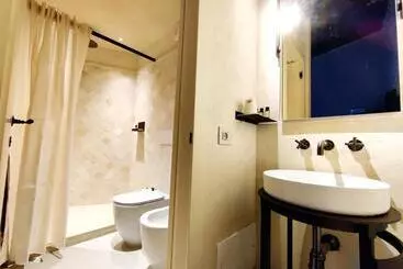 Hotelli Castel Di Luco