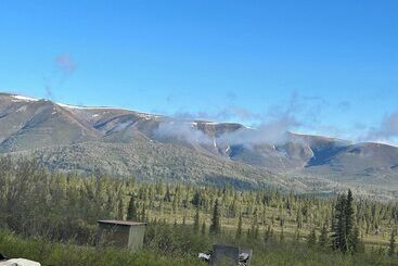 Gunsight Mountain Lodge