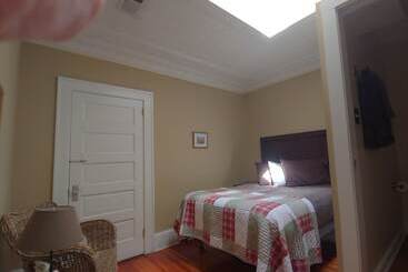 فندق Iron Horse Station