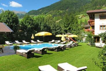 Alpenhotel Tirolerhof