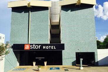 호텔 Astor