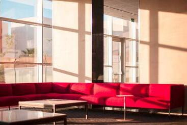 هتل Holiday Inn Algiers Cheraga Tower By Ihg