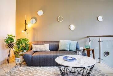 Palmetto Hotel Business La Perla