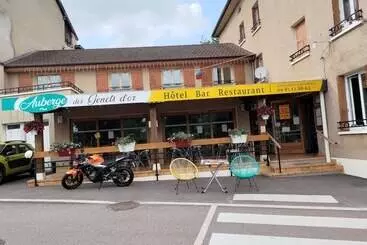 Hotel 1799 Rte Des écharmeaux