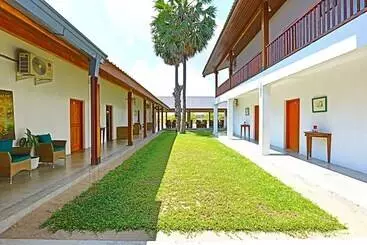 هتل Kay Jay Palms