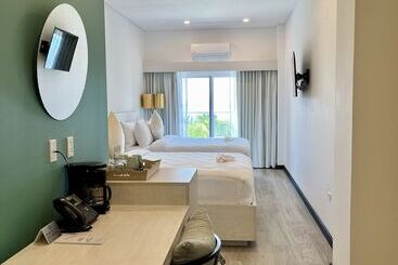 בית מלון כפרי The Watermark