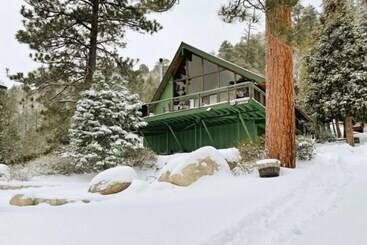 茅舍 Moonlight Shores Lakefront