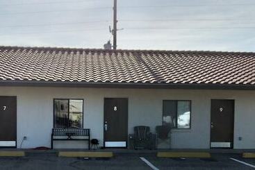 فندق على الطريق Spring Creek