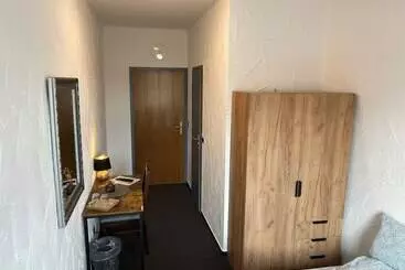 Majatalo Family And Friends Hassloch