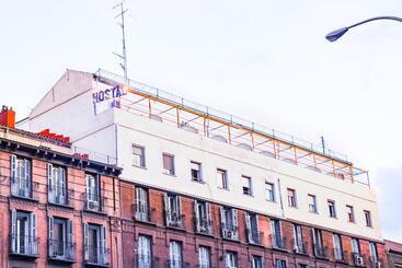 مسافرخانه Metropolitan Atocha