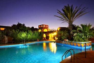 هتل Luci Del Faro