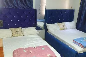 هتل کپسول Vee Female Hostel