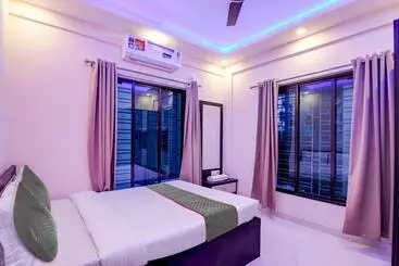 Hotel Townhouse 1250 It Cafe & Residence