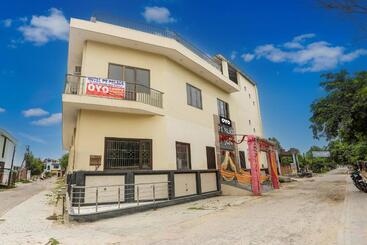 Hotell Oyo Flagship Ps Palace