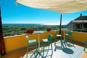 פנסיון Loft Con Uso Cucina E Terrazzo Panoramico   Fora E  Muros Ii   Ammentos Posada