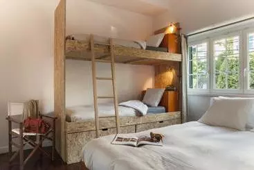 Estoril Beach House - Hostel