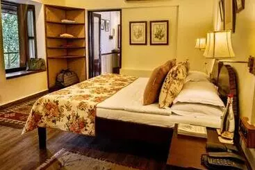 Hotel Jim S Jungle Retreat