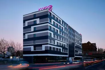 هتل Moxy Berlin Ostbahnhof