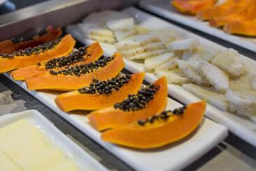 هتل Ramada By Wyndham Campinas Viracopos