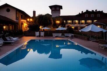 בית מלון כפרי Relais Santo Stefano